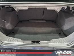 FORD - FOCUS - 2016/2017 - Preta - R$ 72.900,00